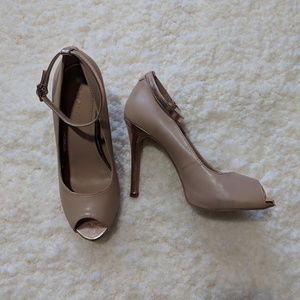 Vegan nude/ rose gold heel